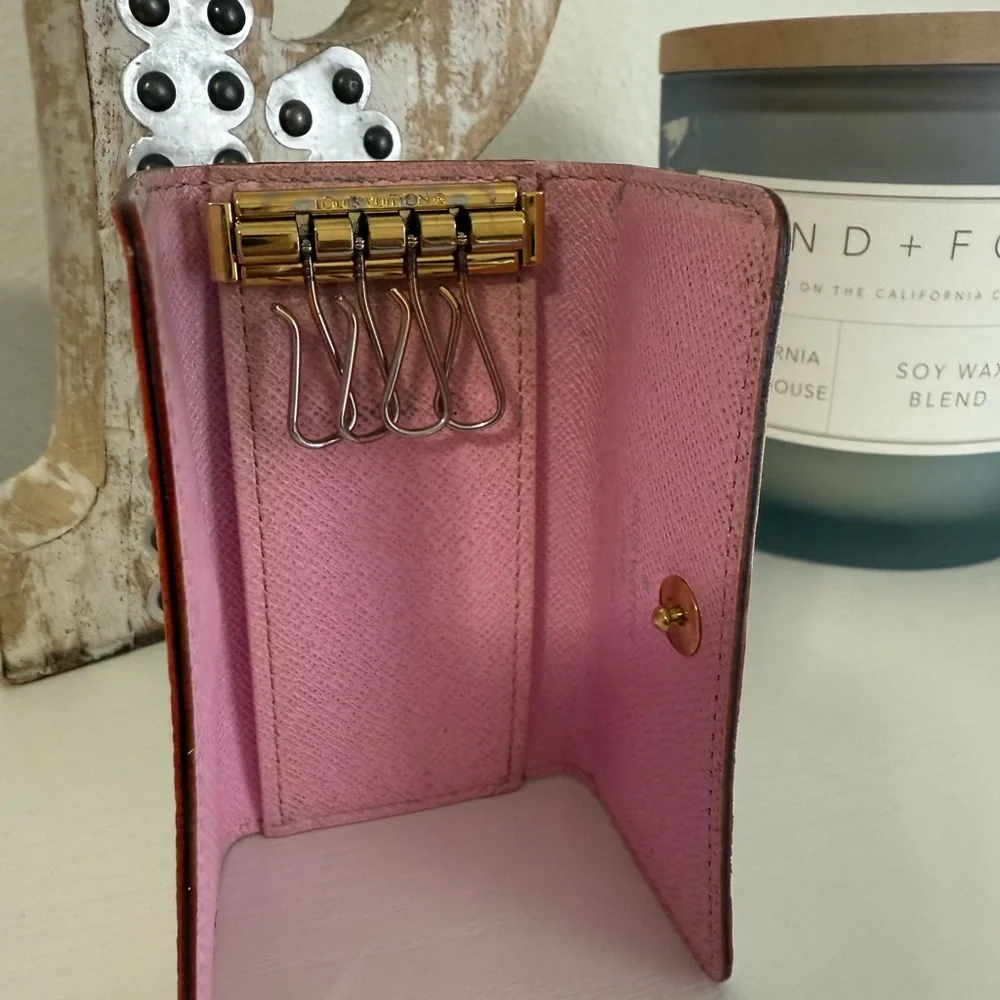 Louis Vuitton Multicolor Mono Key Card Holder - Picture 4 of 6